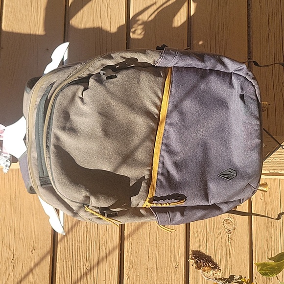 Back to school - Picture 1 of 3
